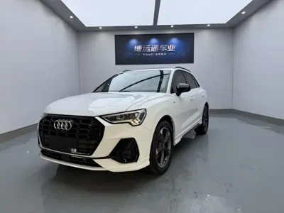 Audi Q3 · 2022 год