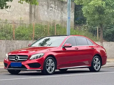 Mercedes-Benz C-Class · 2018 год