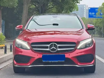 Mercedes-Benz C-Class 2018, 82000 км, за 13084.02 USD