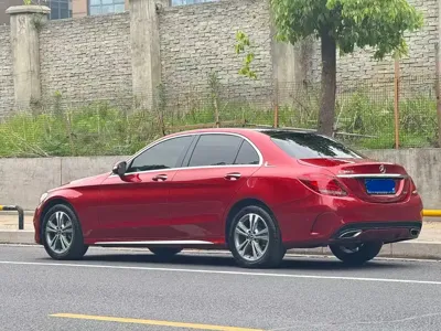 Mercedes-Benz C-Class 2018, 82000 км, за 13084.02 USD