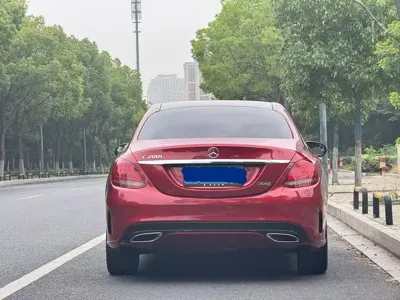 Mercedes-Benz C-Class 2018, 82000 км, за 13084.02 USD