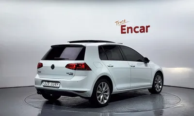 Volkswagen Golf 2014, 135266 км, за 5722.18 USD