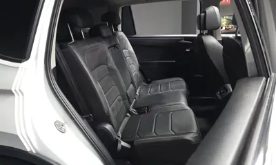 Volkswagen Tiguan 2023, 44978 км, за 18248.65 USD - фото 12