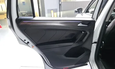 Volkswagen Tiguan 2023, 44978 км, за 18248.65 USD - фото 25