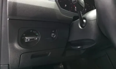 Volkswagen Tiguan 2023, 44978 км, за 18248.65 USD - фото 29