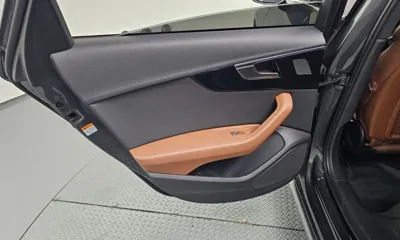Audi A4 2020, 59444 км, за 15032.17 USD - фото 25