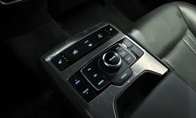 Hyundai Genesis 2016, 91114 км, за 9646.51 USD - фото 19