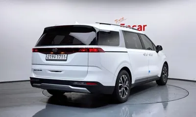 Kia Canival 2021, 238838 км, за 11750.03 USD
