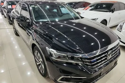 Volkswagen Passat New Energy 2020, 90000 км, за 13958 USD