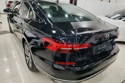Volkswagen Passat New Energy 2020, 90000 км, за 13958 USD