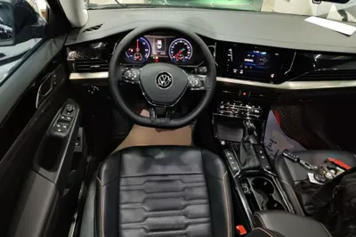 Volkswagen Passat New Energy 2020, 90000 км, за 13958 USD - фото 13