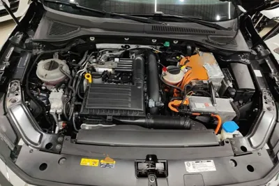 Volkswagen Passat New Energy 2020, 90000 км, за 13958 USD - фото 24
