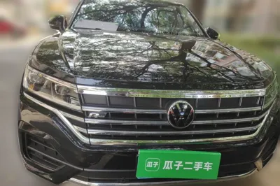 Volkswagen Touareg 2021, 78400 км, за 31615 USD