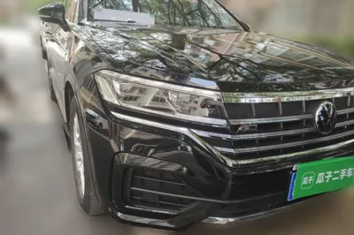 Volkswagen Touareg 2021, 78400 км, за 31615 USD