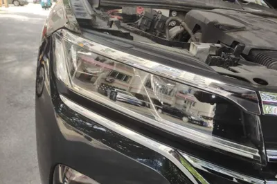 Volkswagen Touareg 2021, 78400 км, за 31615 USD - фото 7