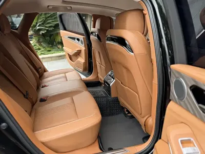 Hongqi Hongqi H9 2021, 50000 км, за 19873 USD