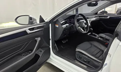 Volkswagen Arteon 2022, 21561 км, за 20491.82 USD - фото 10