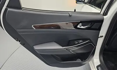 Kia K7 2019, 179916 км, за 8762.22 USD - фото 25