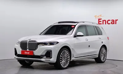 BMW X7 · 2022 год
