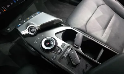 Kia EV6 2022, 80194 км, за 18396.93 USD - фото 9
