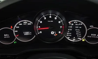 Porsche Cayenne 2020, 112587 км, за 41289.22 USD - фото 8