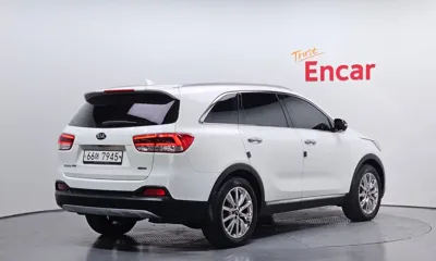 Kia Sorento 2015, 118074 км, за 8476.81 USD