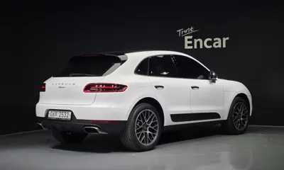 Porsche Macan 2018, 117324 км, за 18983.18 USD