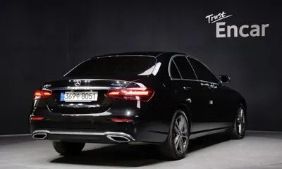 Mercedes-Benz E-Class 2022, 53250 км, за 27483.42 USD
