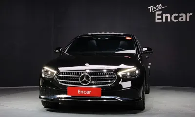 Mercedes-Benz E-Class 2022, 53250 км, за 27483.42 USD
