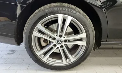 Mercedes-Benz E-Class 2022, 53250 км, за 27483.42 USD