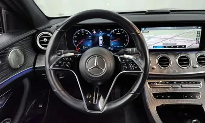 Mercedes-Benz E-Class 2022, 53250 км, за 27483.42 USD - фото 13