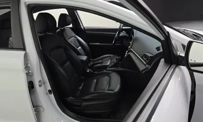 Hyundai Avante 2019, 87404 км, за 7811.47 USD - фото 12