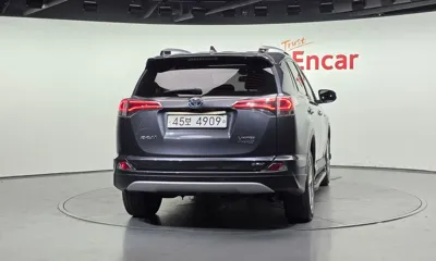 Toyota RAV4 2018, 163708 км, за 13976.46 USD
