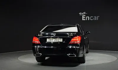 Hyundai Equus 2010, 174692 км, за 6511.69 USD