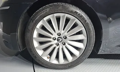 Hyundai Equus 2010, 174692 км, за 6511.69 USD