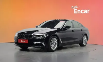 BMW 5-Series · 2020 год