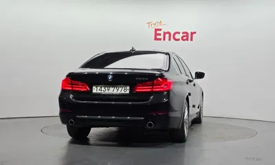 BMW 5-Series 2020, 115587 км, за 14763.03 USD