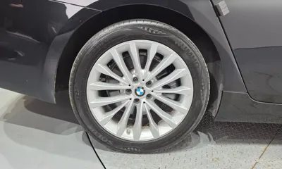 BMW 5-Series 2020, 115587 км, за 14763.03 USD