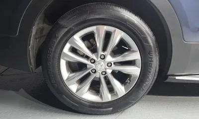 Hyundai Santafe 2017, 69818 км, за 9321.26 USD