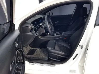 Mercedes-Benz A-Class 2020, 98847 км, за 10749.19 USD - фото 8