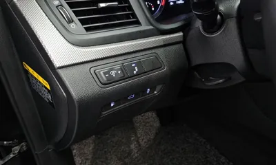 Hyundai Sonata 2019, 119842 км, за 6831.32 USD - фото 17