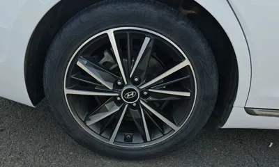 Hyundai Grandeur 2023, 79599 км, за 18508.74 USD