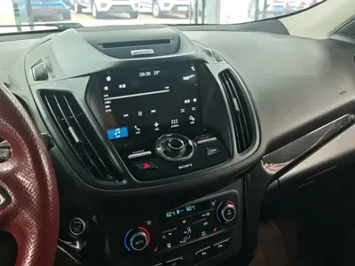 Ford Kuga 2017, 68600 км, за 6483.18 USD - фото 13