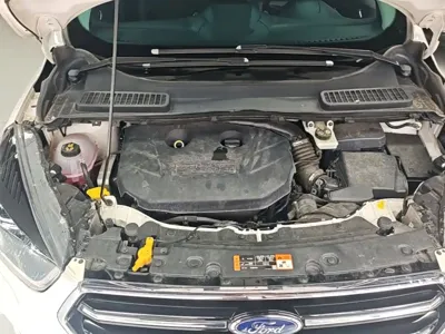 Ford Kuga 2017, 68600 км, за 6483.18 USD - фото 20
