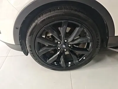 Ford Kuga 2017, 68600 км, за 6483.18 USD - фото 23