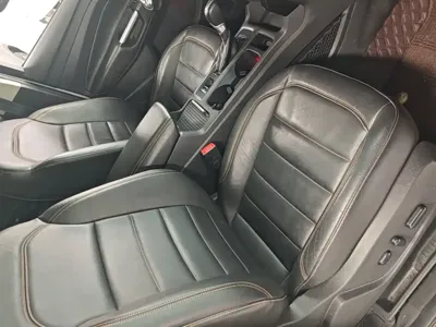 Ford Kuga 2017, 68600 км, за 6483.18 USD - фото 25