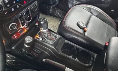 Jeep Wrangler 2021, 47575 км, за 26931.15 USD - фото 9