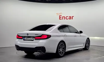 BMW 5-Series 2021, 40135 км, за 24329.13 USD