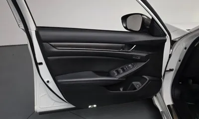Honda Accord 2018, 84762 км, за 12685.41 USD - фото 24