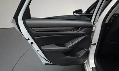 Honda Accord 2018, 84762 км, за 12685.41 USD - фото 25